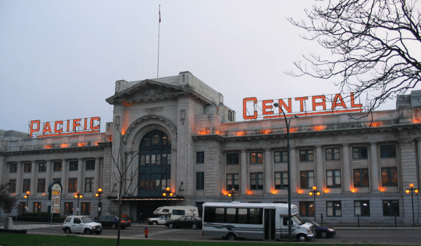 Pacific_Central_Station_Vancouver