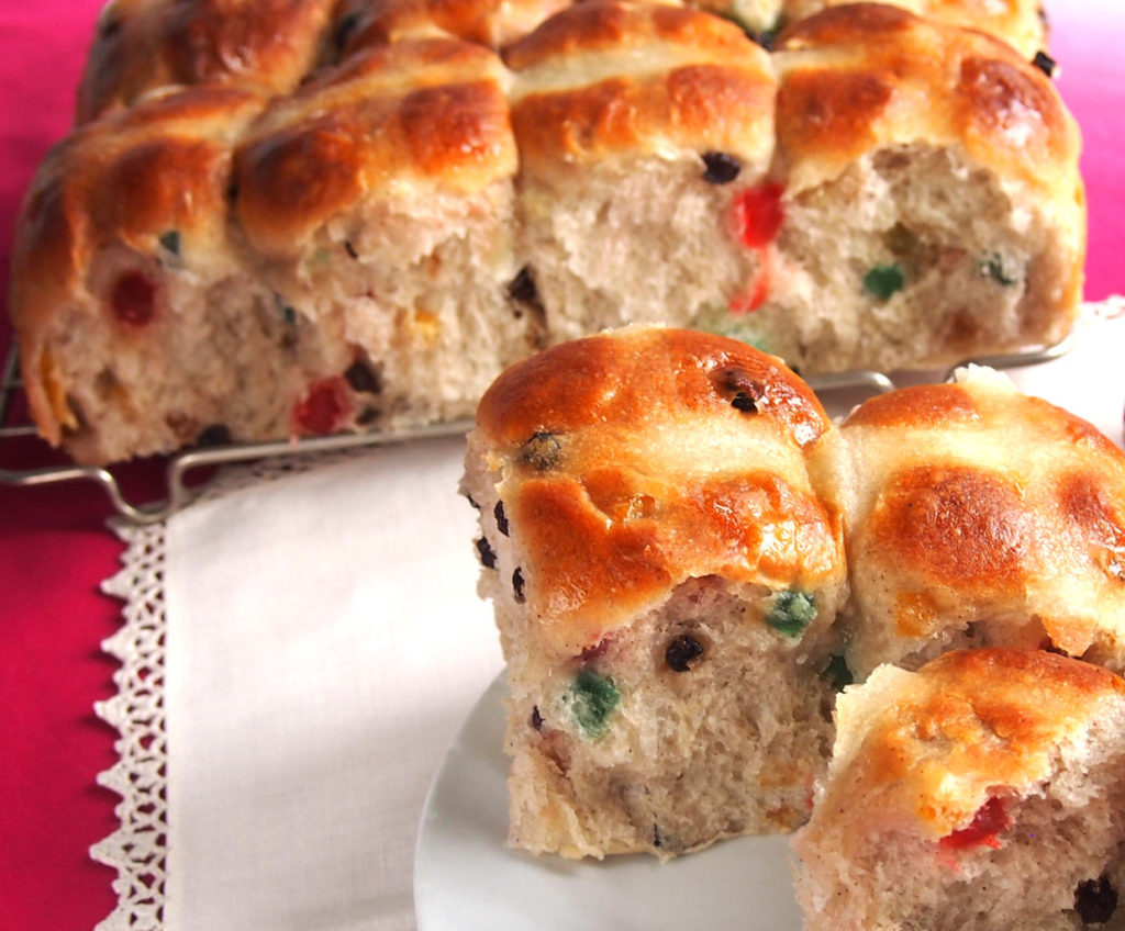 レモンケシの実のイースターブレッドのレシピ