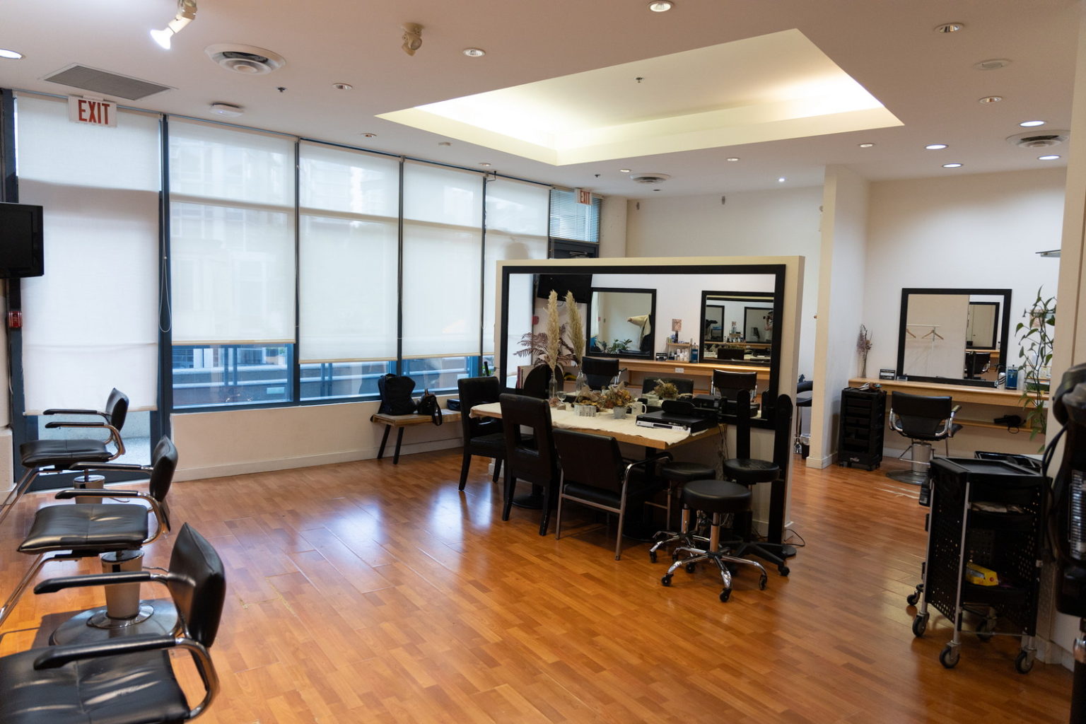 髪質改善で朝のセット楽々。バンクーバーの日系美容室CuE Hair Salonでツヤ髪に LifeVancouver カナダ・バンクーバー現地情報