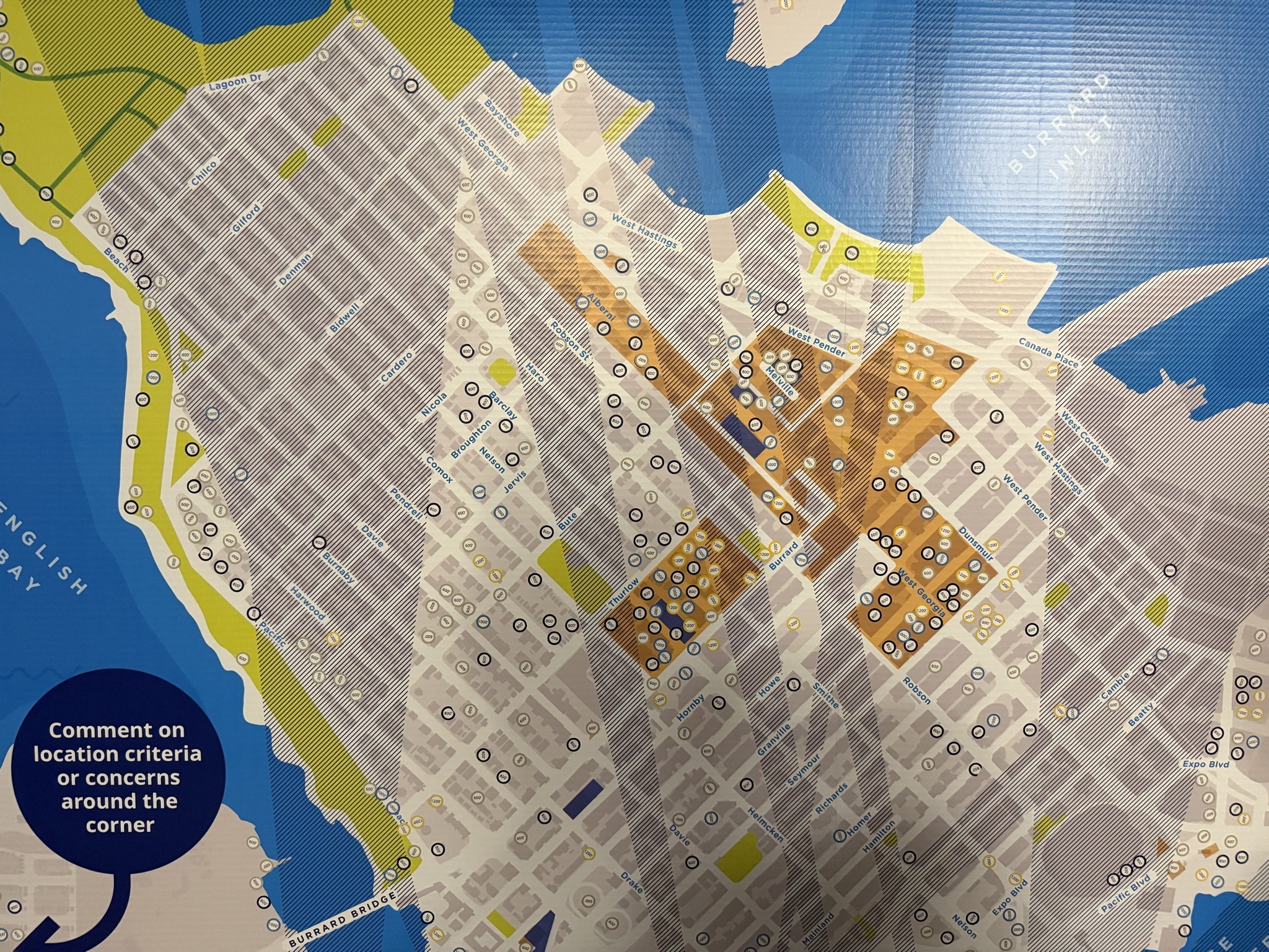 展望台Vancouver Lookoutに無料で入れるチャンス。バンクーバー市が