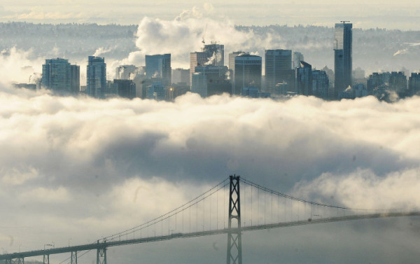 vancouver-skyline-fog